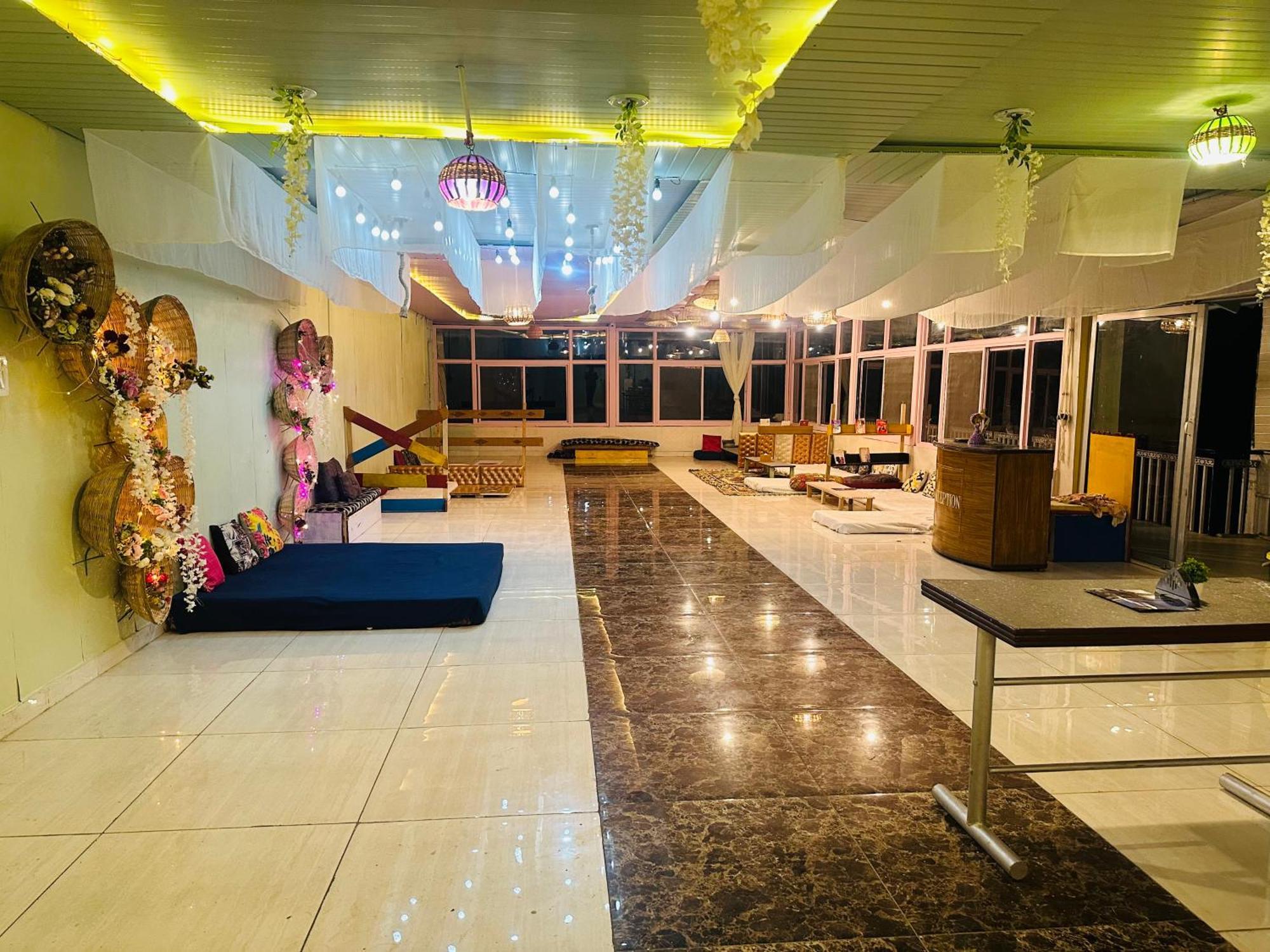 Hotel Fontana Dharamshala Ngoại thất bức ảnh